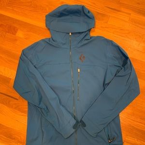 Black Diamond Dawn Patrol LT soft shell jacket